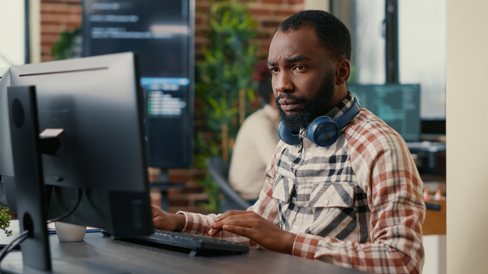 african american as a cybersecurity specialist